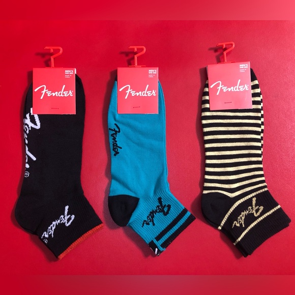 3 Pair Men’s Fender Logo Ankle Socks NWT - Picture 1 of 4